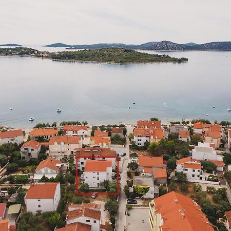 Apartmani Sanja Vodice Exterior photo