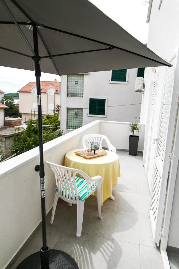 Apartmani Sanja Vodice Exterior photo