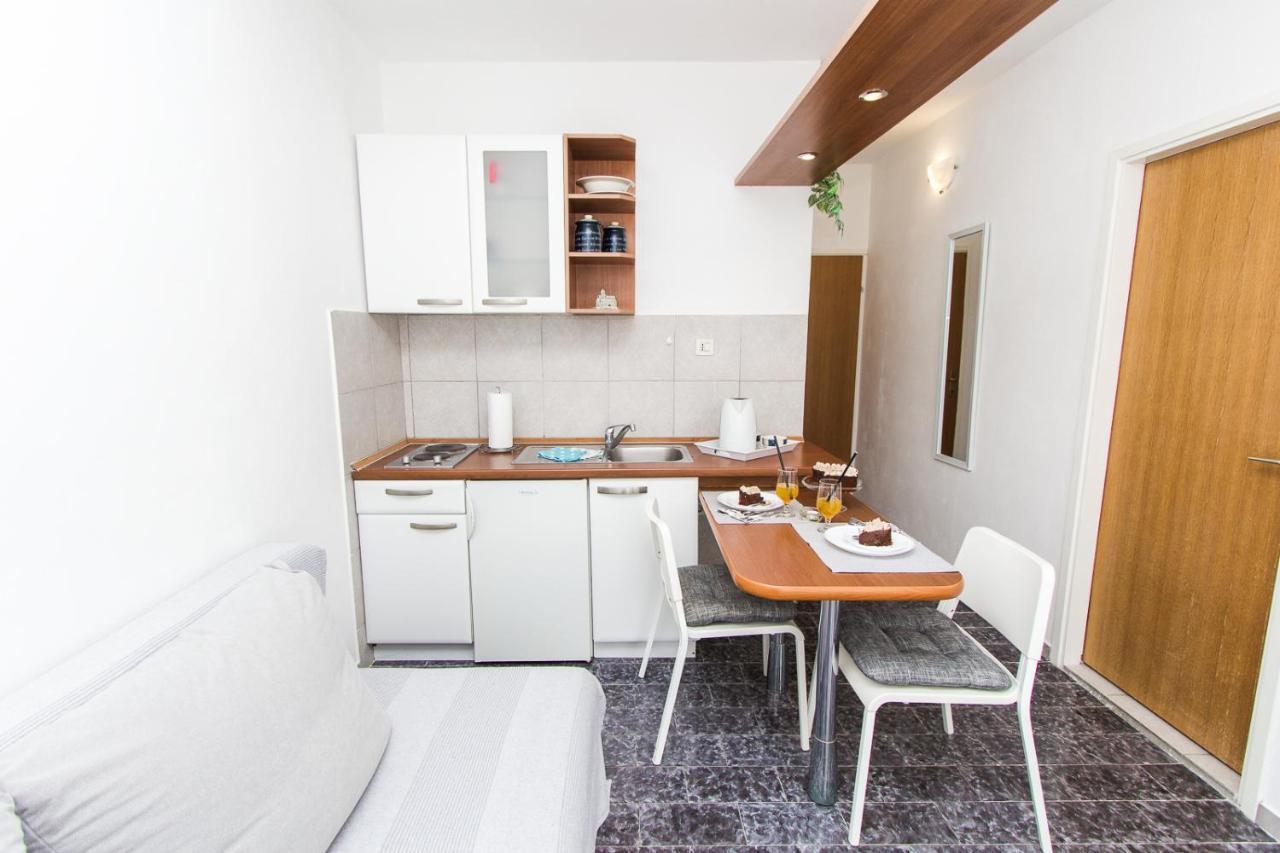 Apartmani Sanja Vodice Exterior photo